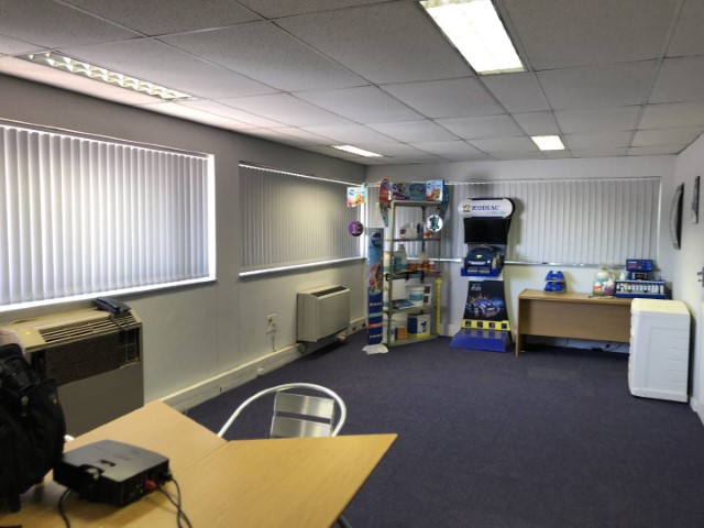 To Let commercial Property for Rent in Montague Gardens Western Cape